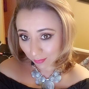 Meet your Posher, Edith